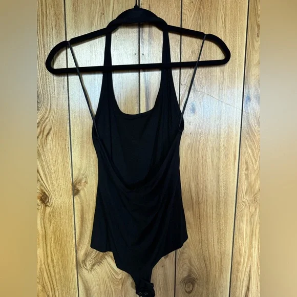 Express halter bodysuit size large - Picture 2 of 5